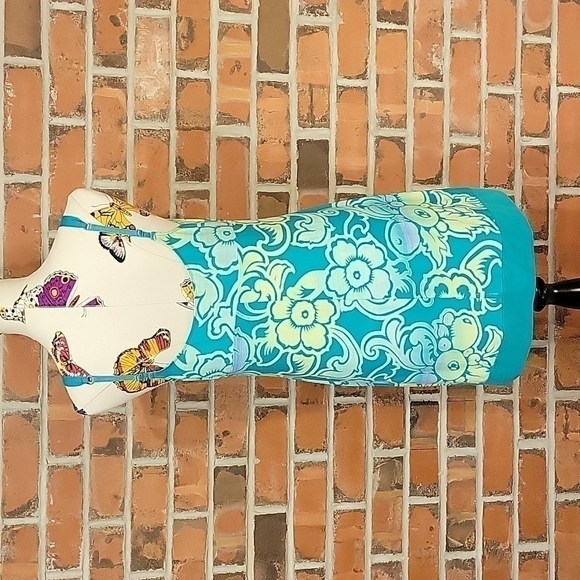 AMBRIELLE sleeveless dress adjustable straps in size large - Picture 3 of 7